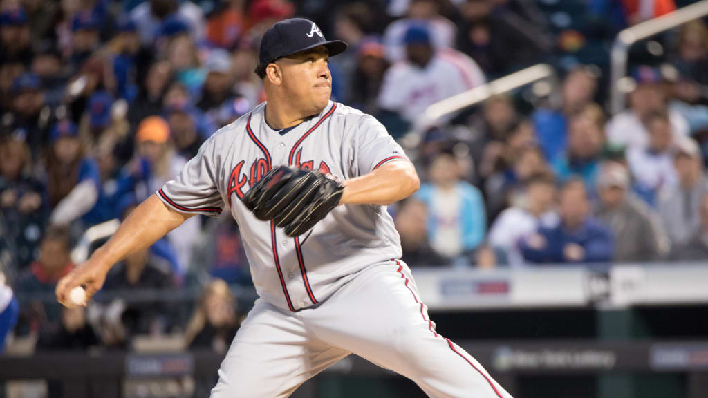 Bartolo Colón bows out amid flood of tributes as fan-favorite