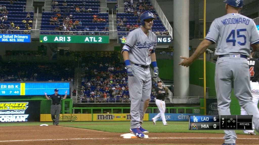 Cody Bellinger becomes first rookie to hit cycle in Dodgers history