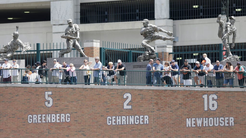 mlb retired numbers