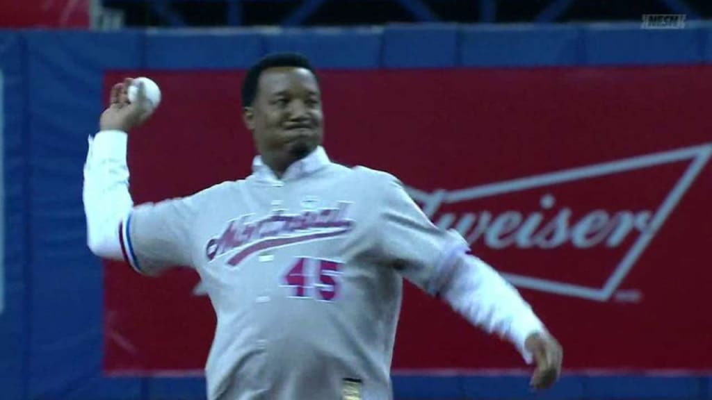 Pedro Martinez throws first pitch at Blue Jays game in Expos jersey
