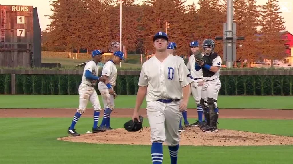 MLB Field of Dreams Game score