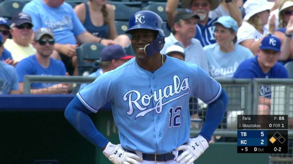 CLE@KC: Perez interviews Moustakas after 14 innings 