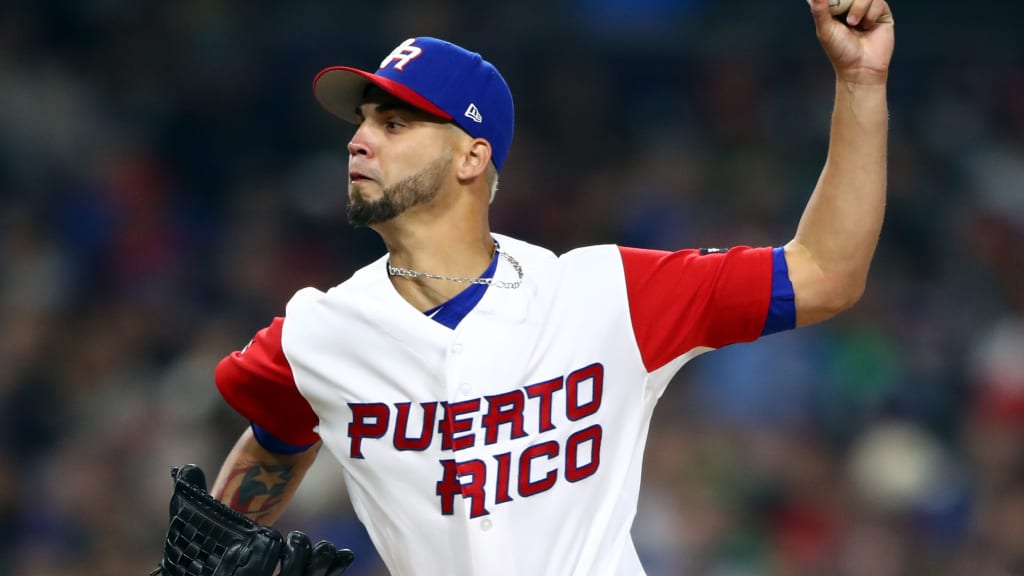 Rangers reliever Alex Claudio impressed manager Jeff Banister with his outing for Puerto Rico in the World Baseball Classic against Team USA on Friday. (Getty)
