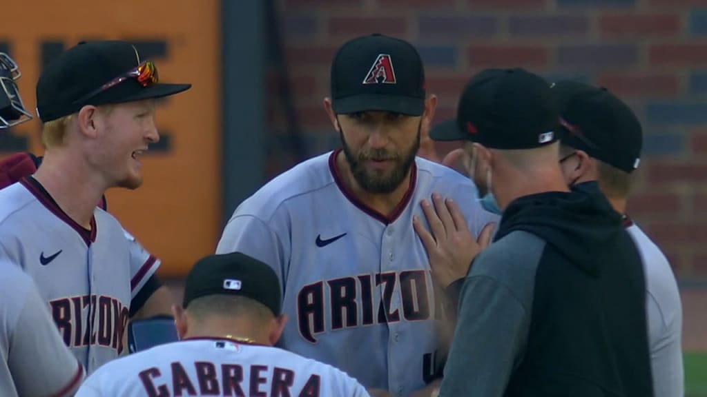 Giants' Madison Bumgarner tosses one-hitter at Rockies – The