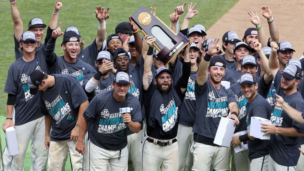 Coastal Carolina wins College Baseball title