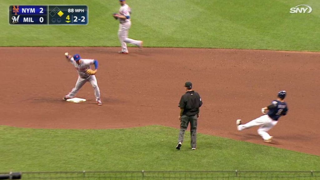 NYM@MIL: Reyes makes first appearance in center field 