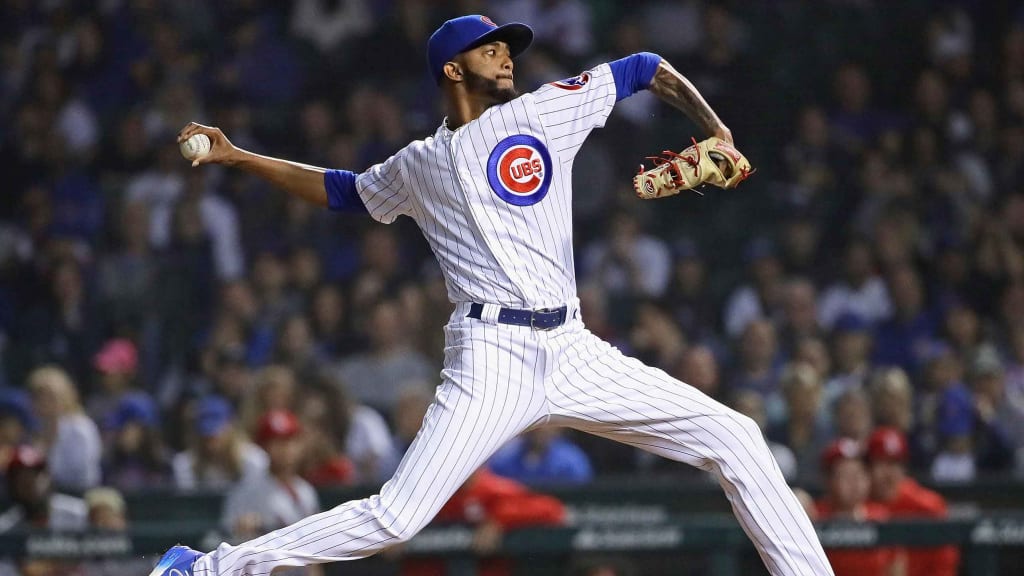 Carl Edwards Jr. acquired by Padres