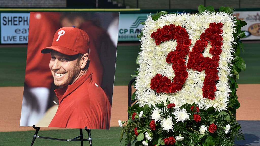 Jersey Of Roy Halladay Officially Retired - CBS Colorado