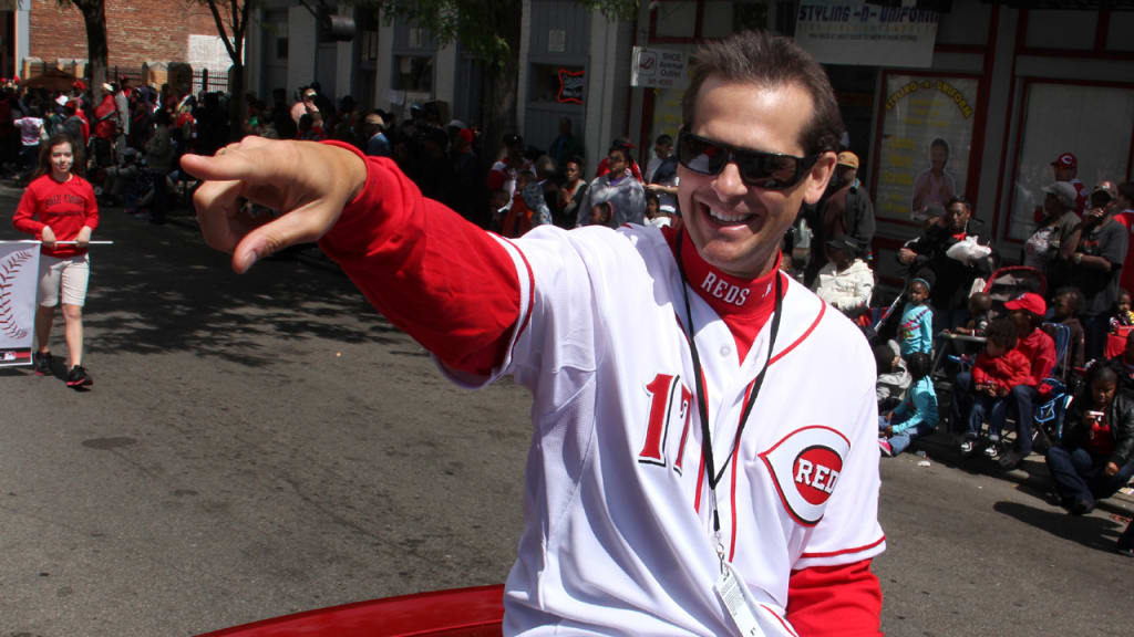 Aaron Boone was the Reds' third-round pick in 1994 and played for Cincinnati from 1997-2003. (AP)
