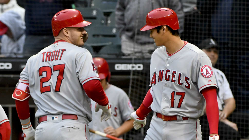 Shohei Ohtani and Mike Trout tried on retro Mighty Ducks jerseys