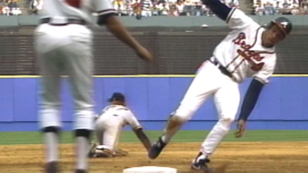 Mark Lemke hits walk off 2-run homer vs Expos 