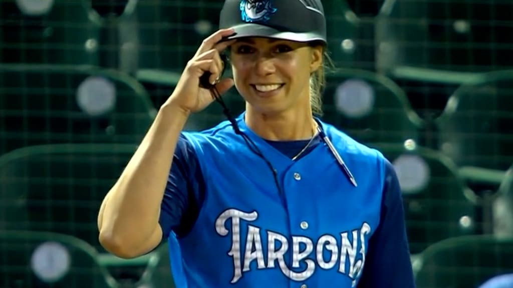 Rachel Balkovec, new manager of the Tampa Tarpons : r/baseball