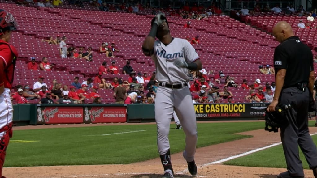 Naquin Homers Twice, Helps Cincinnati Reds Beat Miami Marlins to