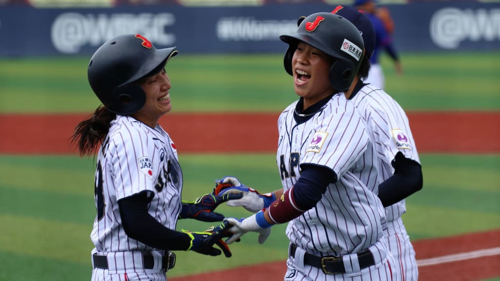 Women's Baseball Team - U.S. Female Baseball