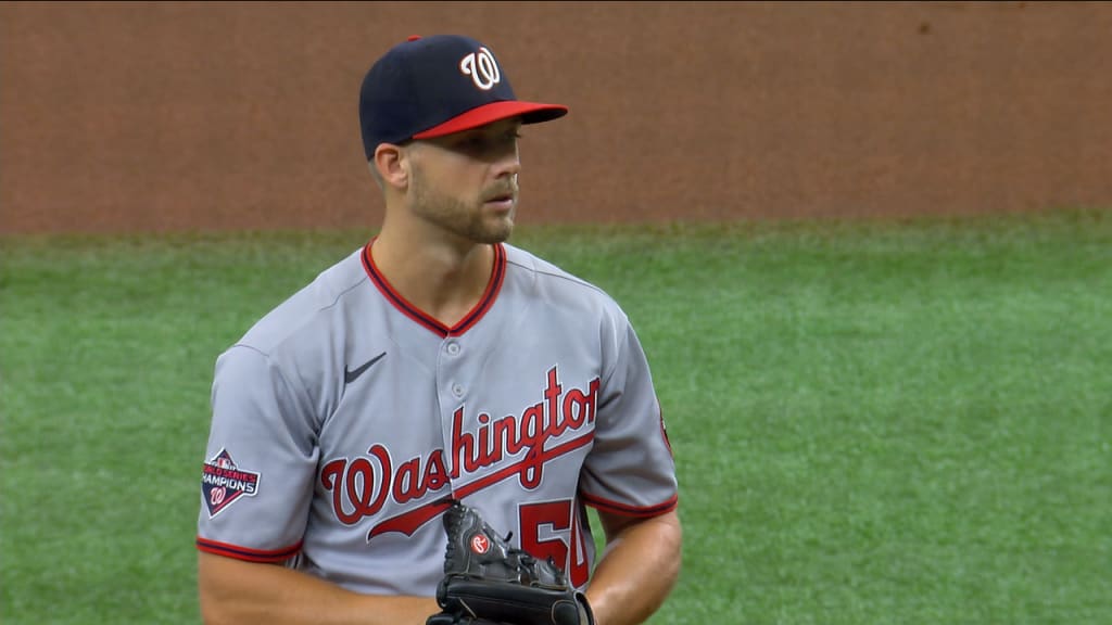 Nats 2B Luis Garcia 1st player born in 2000s to hit homer