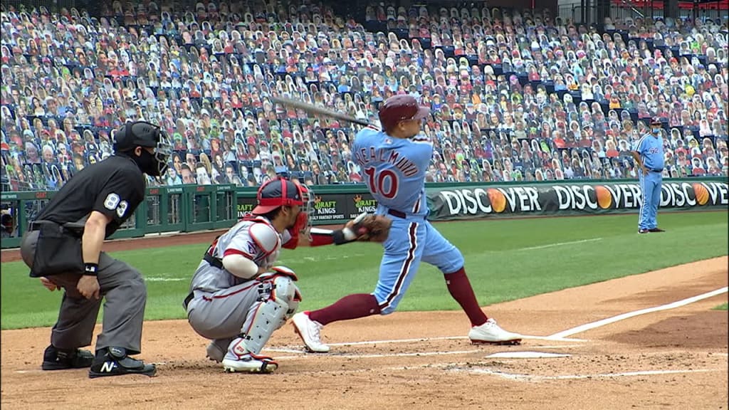 J.T. Realmuto returns to Phillies