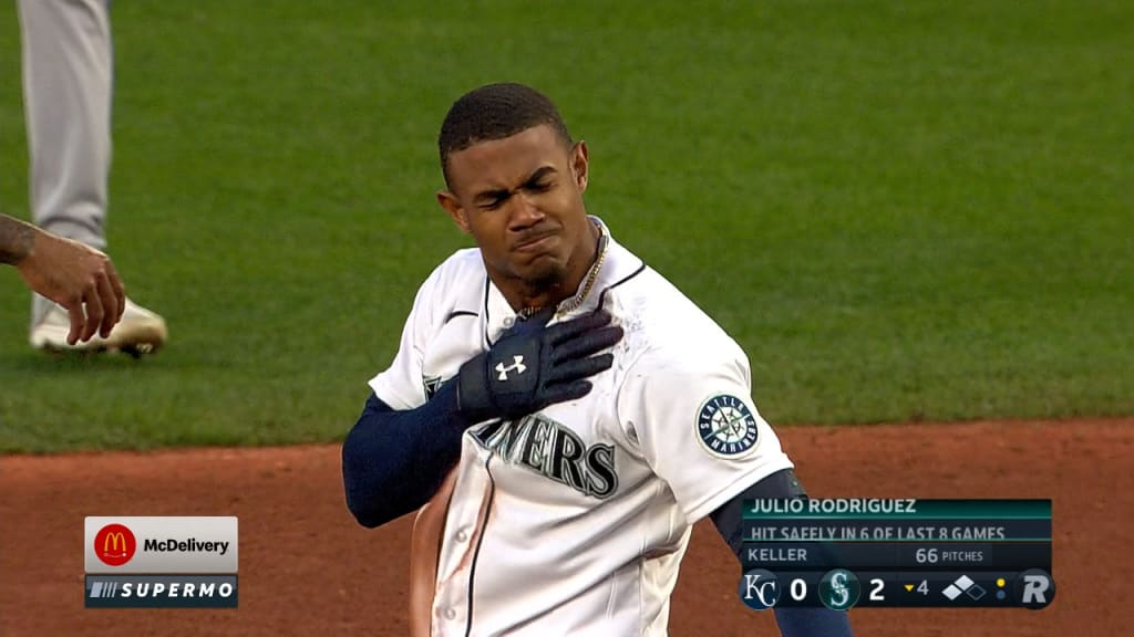 J.P. Crawford takes Justin Verlander wayyyyyy deep! (The Mariners have come  out swinging!) 