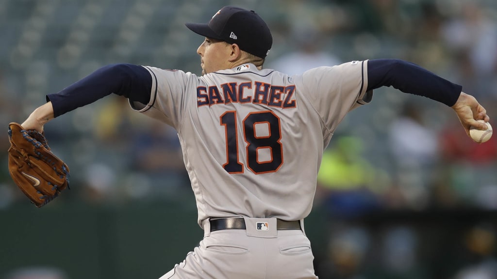 Astros insider: Aaron Sanchez succumbs to nagging injury