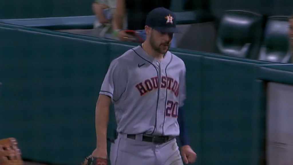 Astros beat Twins in Game 3, on the brink of seventh straight ALCS