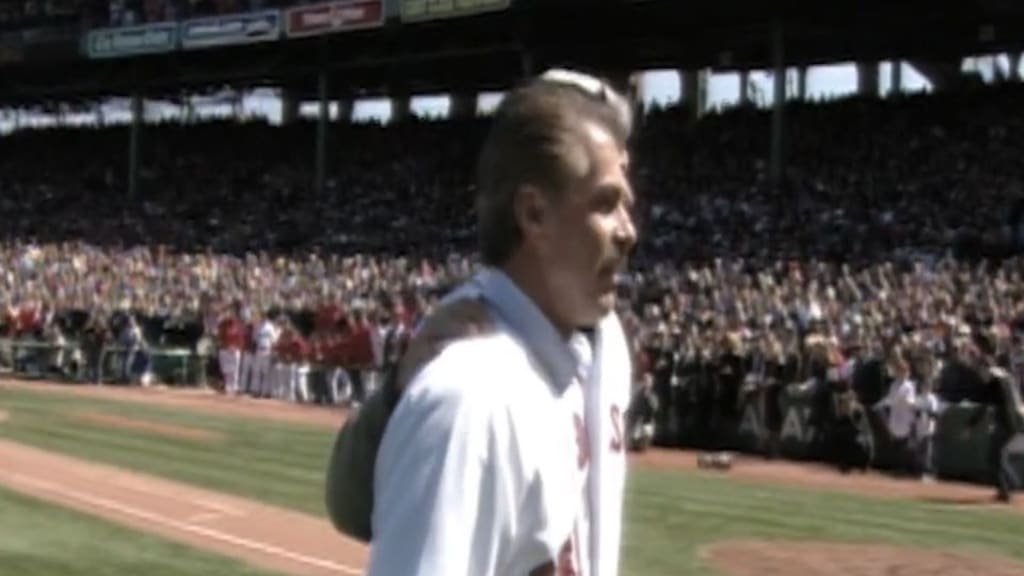 Bill Buckner 1986 World Series Game 6 Between the Legs 