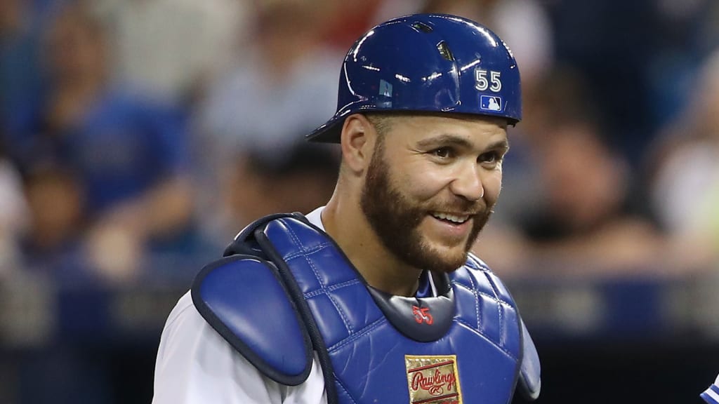 Blue Jays looking to hit new catcher Russell Martin second 