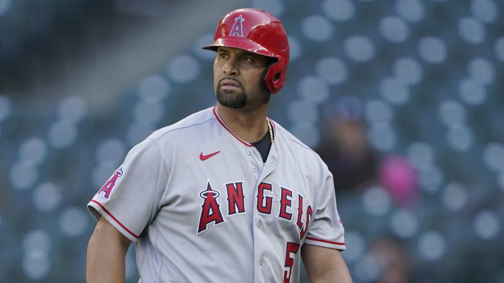 Albert Pujols dado de baja por Angelinos