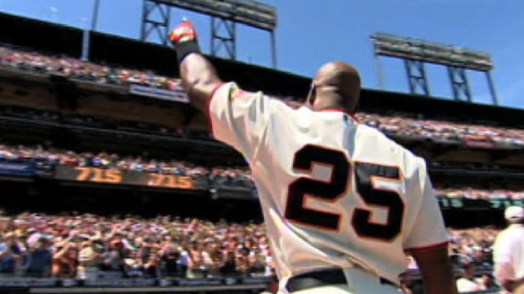 Giants break from tradition and decide to retire Barry Bonds' No. 25