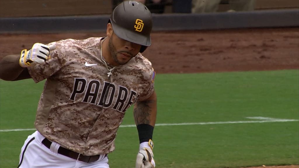 Padres show off new Navy camouflage jerseys 