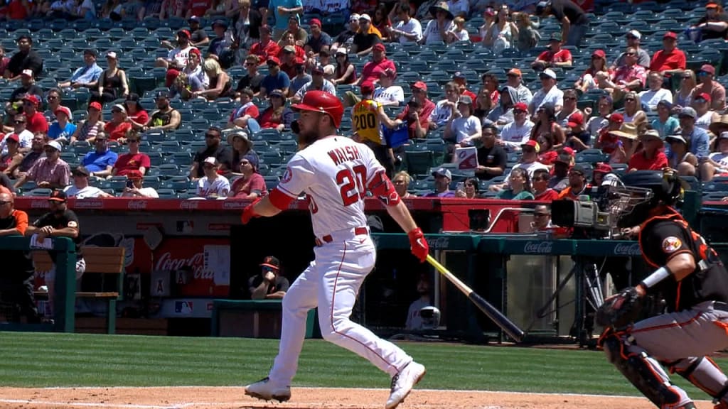 Shohei Ohtani wears short sleeves, high socks in Angels win