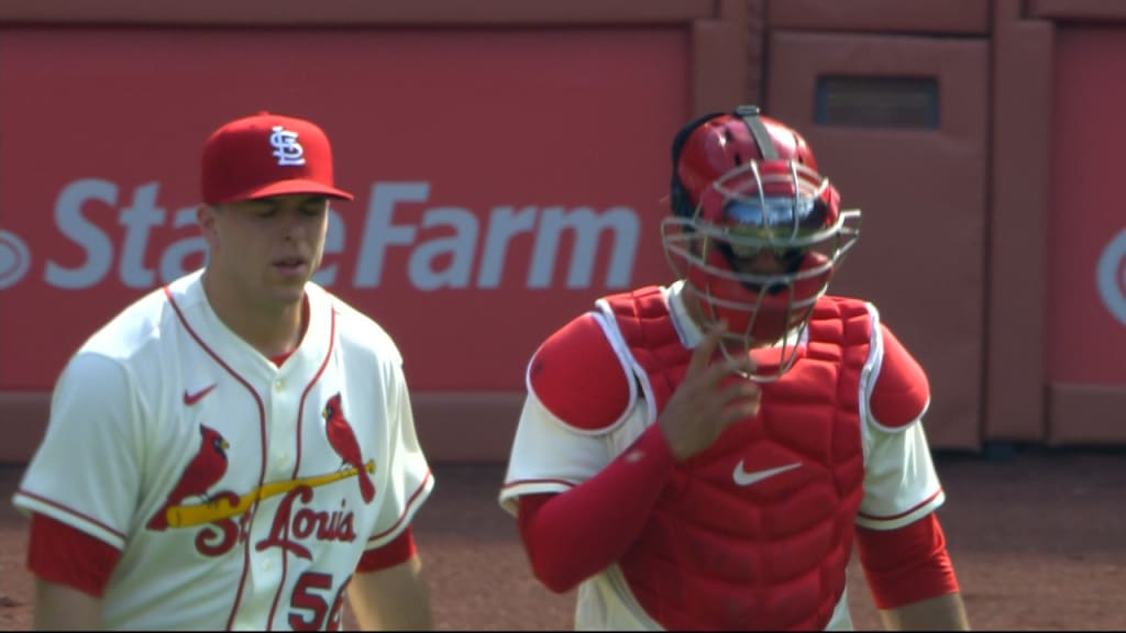 Herrera's 8th inning sac fly helps Cardinals beat Cubs