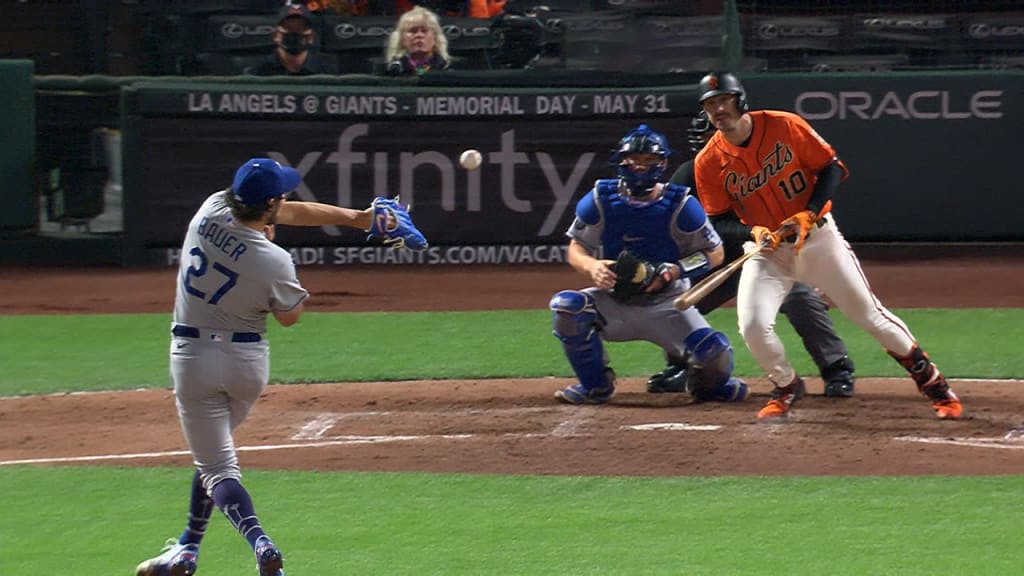 Stymied all night, SF Giants walked off by Braves in series opener