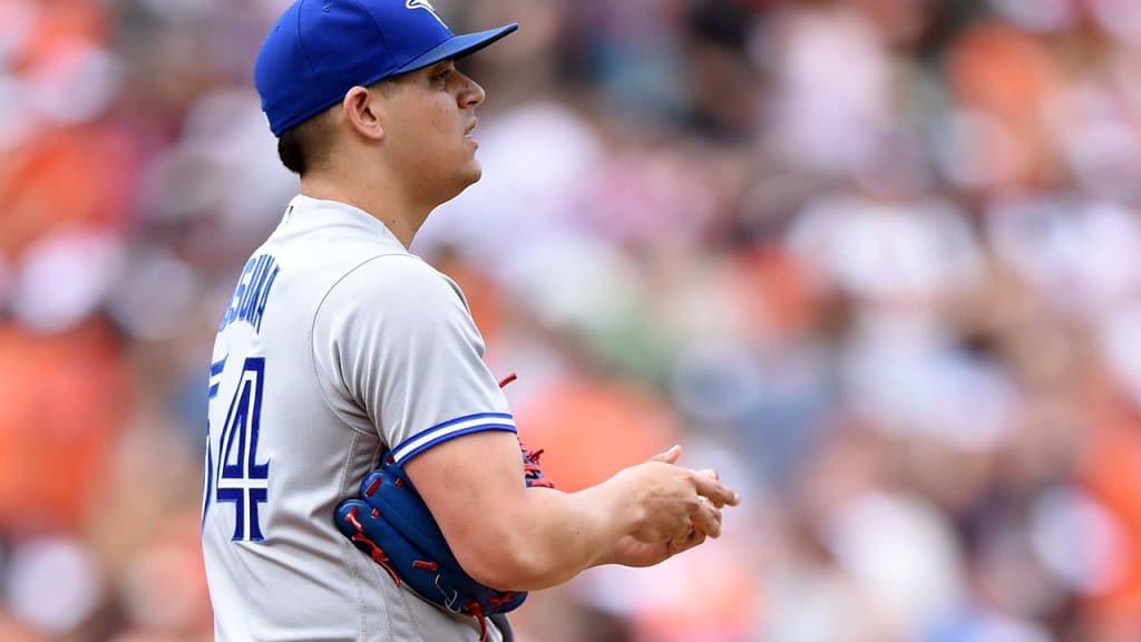 Roberto Osuna gave up a tying home run to Welington Castillo in the ninth inning Sunday. (Getty)