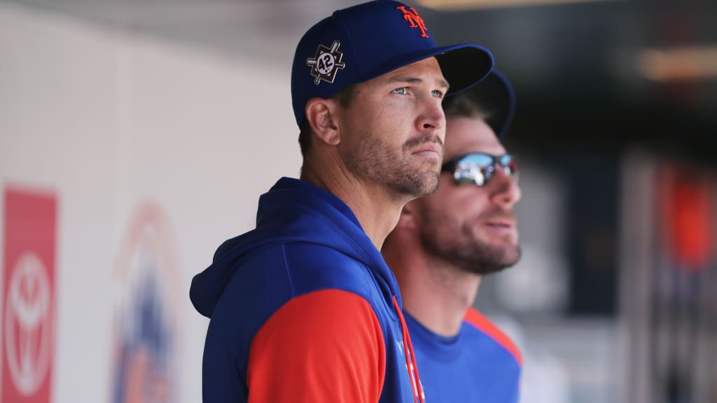 Anthony DiComo on X: Here's short-haired Jacob deGrom at Mets camp  Tuesday. (And, yes, he says it's staying that way.)   / X