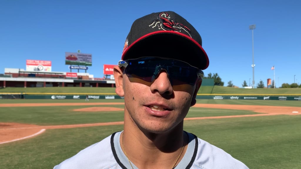 SF Giants add former top-100 prospect Isan Díaz to 40-man roster - Sports  Illustrated San Francisco Giants News, Analysis and More
