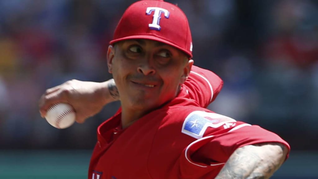 As Rangers look to shape pitching staff, return of Jesse Chavez