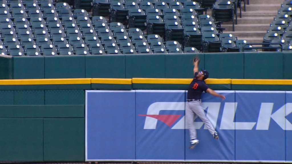 Riley Greene enjoying Tigers Summer Camp