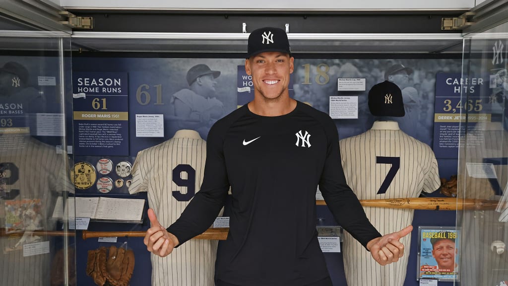 MLB New York Yankees 2022 Tier One Baseball Reggie Jackson Aaron