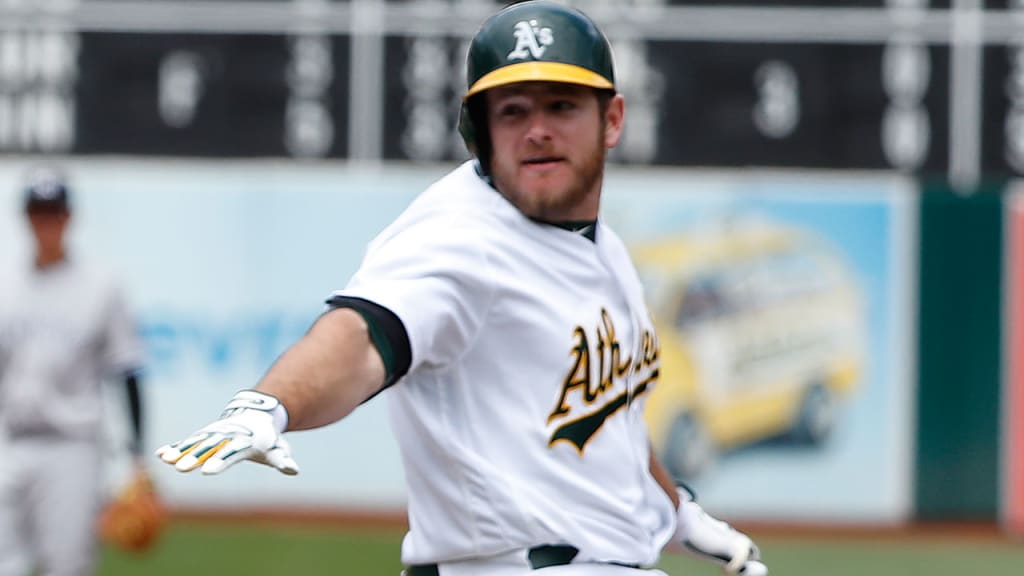 Max Muncy is a first baseman by trade, but injuries in the A's outfield have transitioned him into a right-field platoon. (Getty)