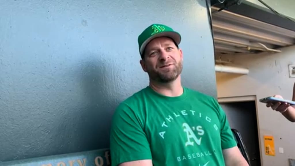 I felt like a little kid again': A's Stephen Vogt relishes timely homer  against Yankees