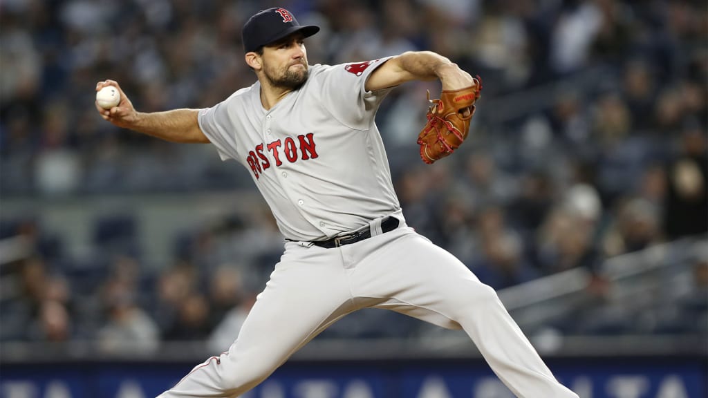 Nathan Eovaldi resumes throwing