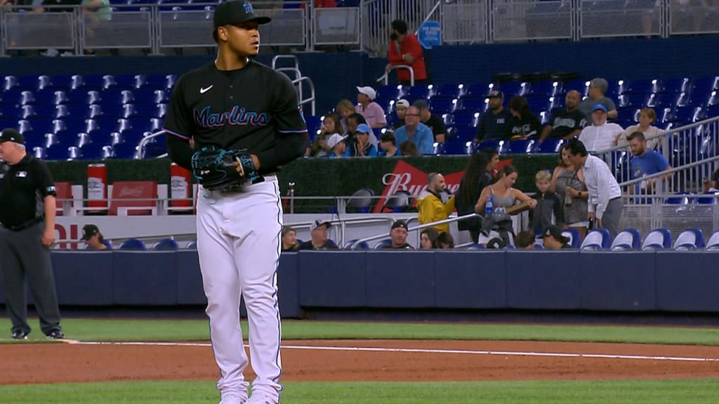 Is now the right time for Marlins to trade Elieser Hernandez