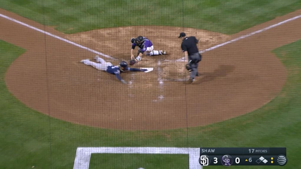 Tatis' hustle results in a run