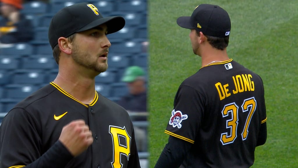 Chase De Jong K's five batters