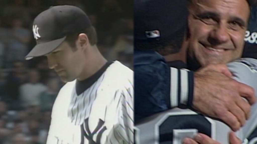 Mike Mussina decides there will be no logo on his cap for his Hall