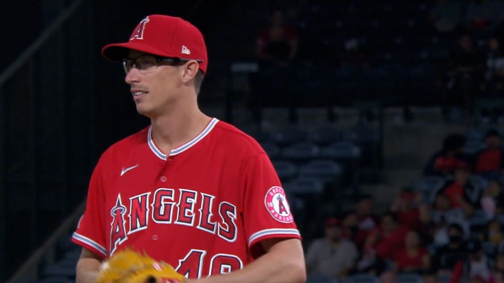 Which Cardinals players have also played for the Angels? MLB