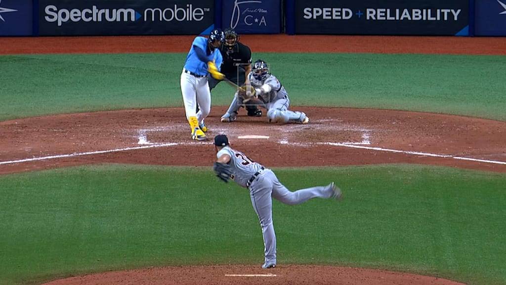 Brett Phillips Ji Man Choi GIF - Brett Phillips Ji Man Choi Rays