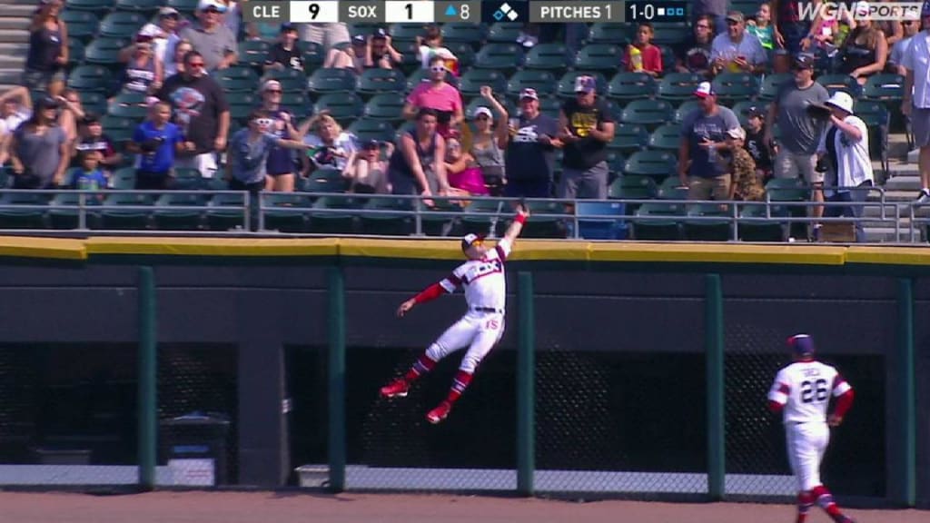 New York Mets video: Jeff McNeil flies like Superman at Fenway Park