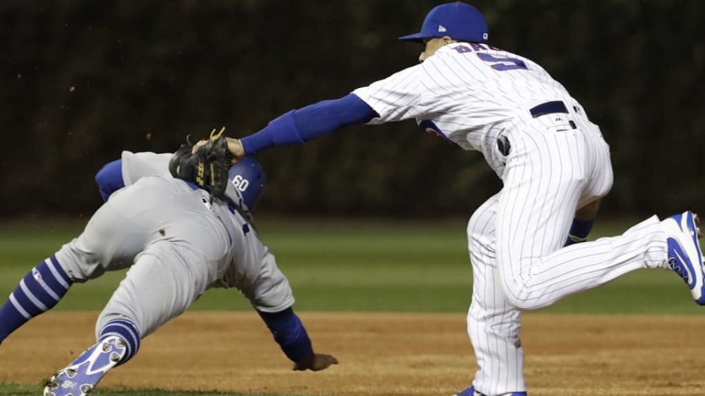 Kyle Hendricks wins clinching NLCS Game 6