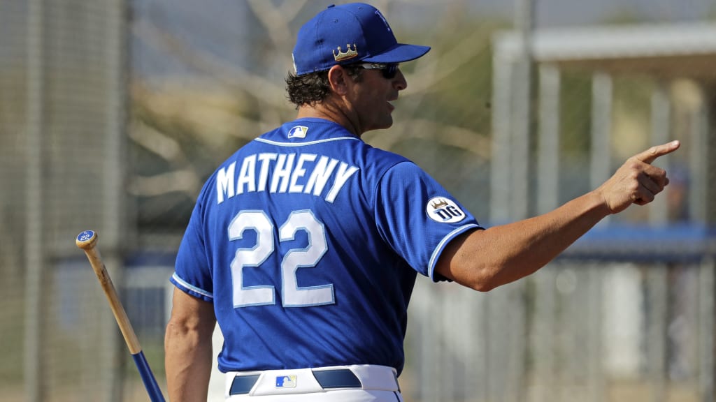 Mike Matheny having a good time with his players.