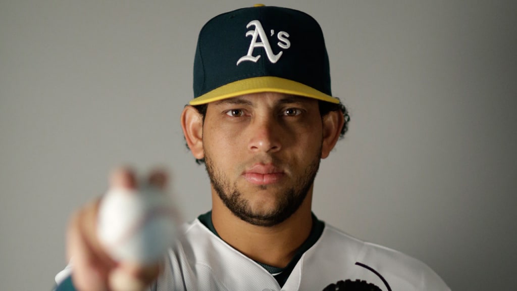 Henderson Alvarez was outstanding in 2014 with the Marlins, totaling 187 innings with a 2.65 ERA. (AP)